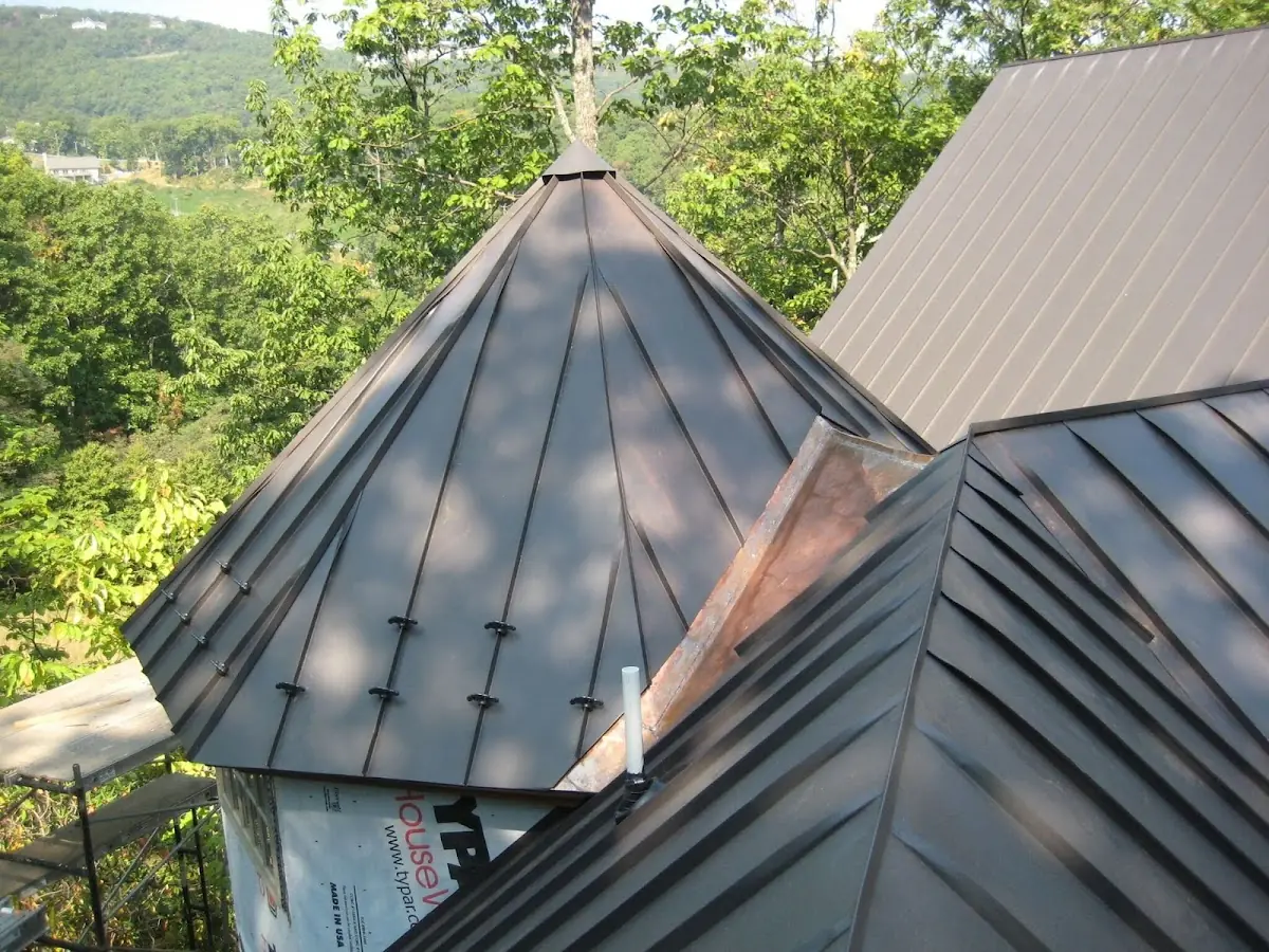 Professional Roof Tarp Installation by Craftsman Roofing in Amherst Meadows