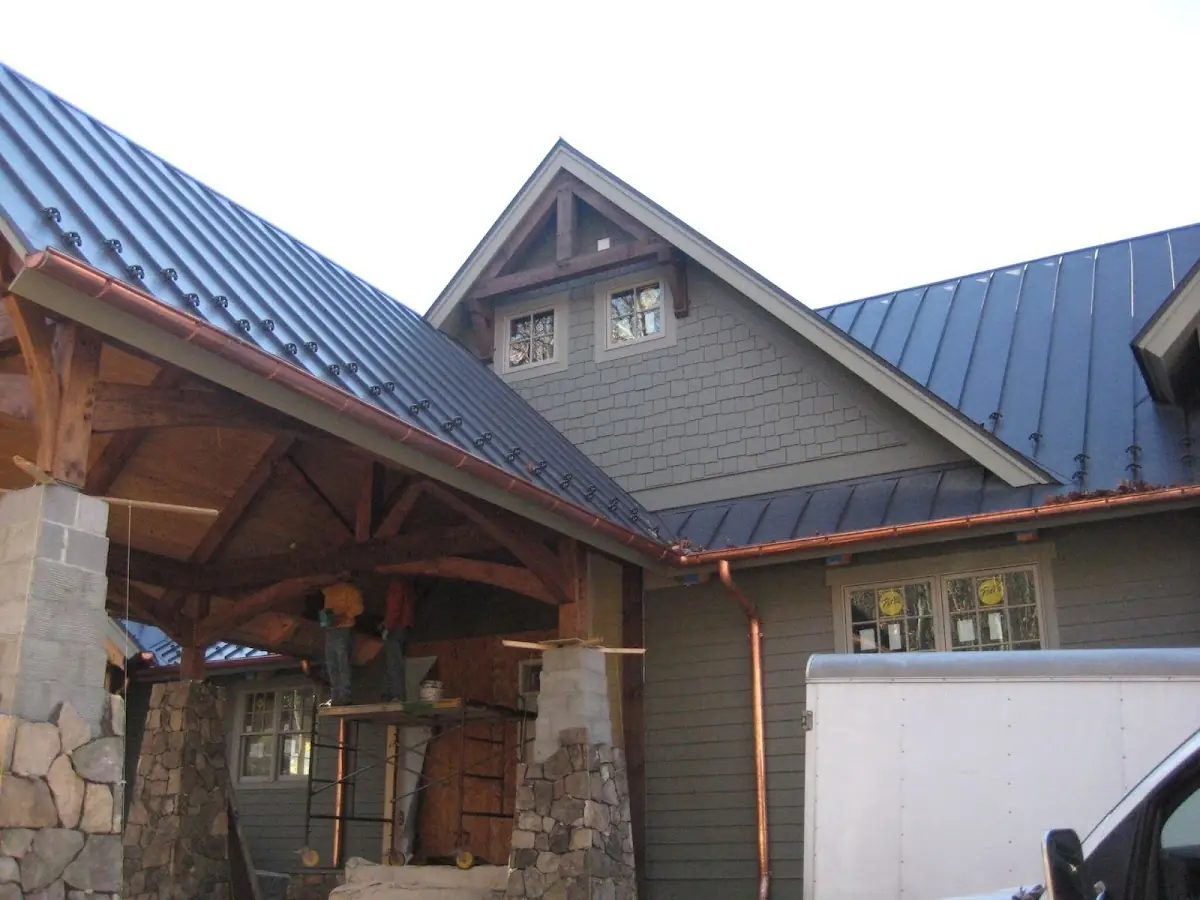 Craftsman Roofing team delivering quality roofing work in Amherst Meadows
